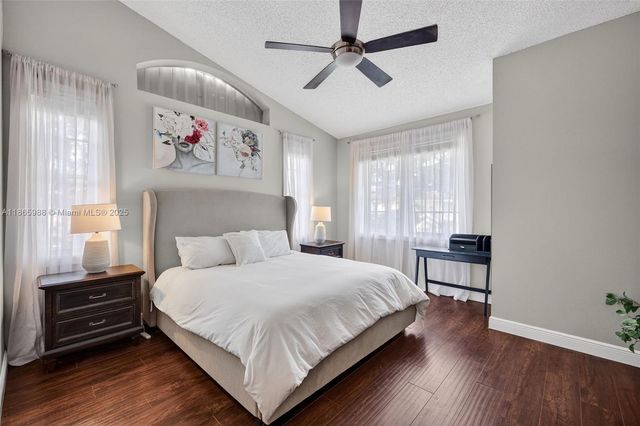 12447 NW 10th Ct D-15, Coral Springs, FL 33071