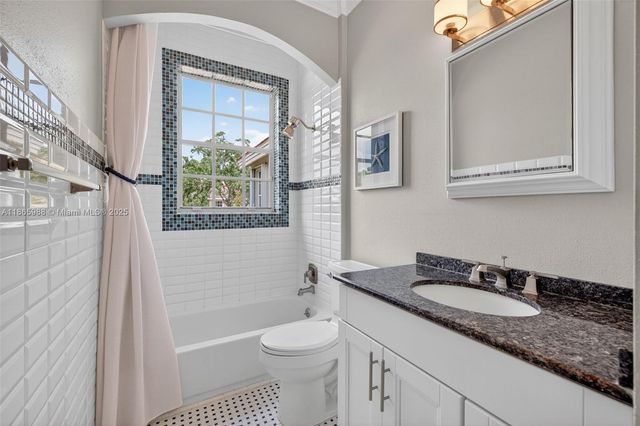 12447 NW 10th Ct D-15, Coral Springs, FL 33071