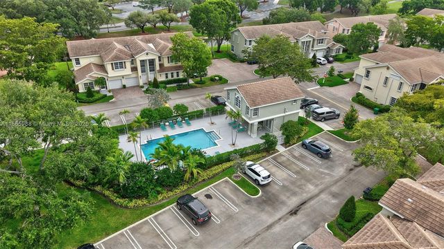 12447 NW 10th Ct D-15, Coral Springs, FL 33071