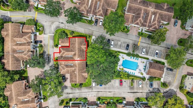 12447 NW 10th Ct D-15, Coral Springs, FL 33071