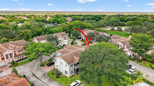 12447 NW 10th Ct D-15, Coral Springs, FL 33071