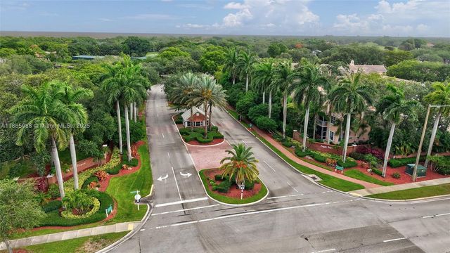 12447 NW 10th Ct D-15, Coral Springs, FL 33071