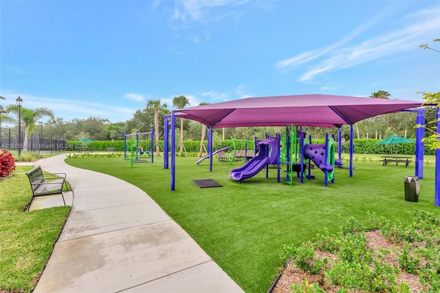 12447 NW 10th Ct D-15, Coral Springs, FL 33071