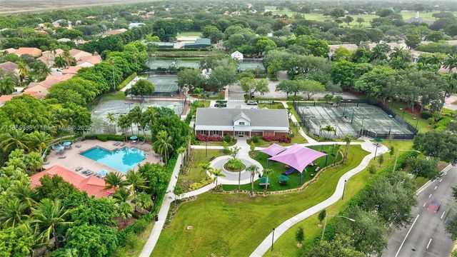 12447 NW 10th Ct D-15, Coral Springs, FL 33071