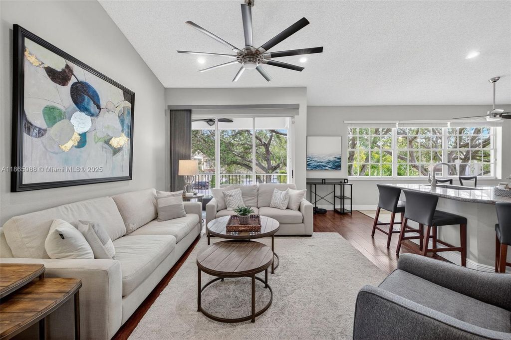 12447 NW 10th Ct D-15, Coral Springs, FL 33071