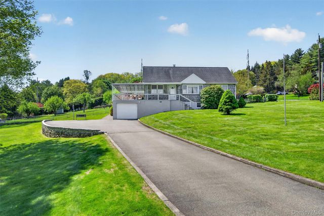 31 Brookdale Road, Mahopac, NY 10541