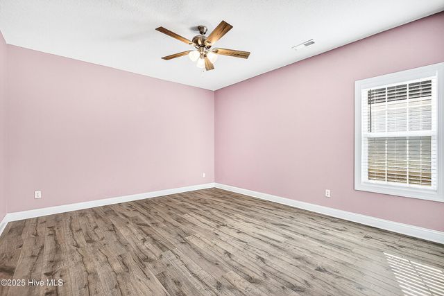 910 Uplands Lane, Jacksonville, NC 28546