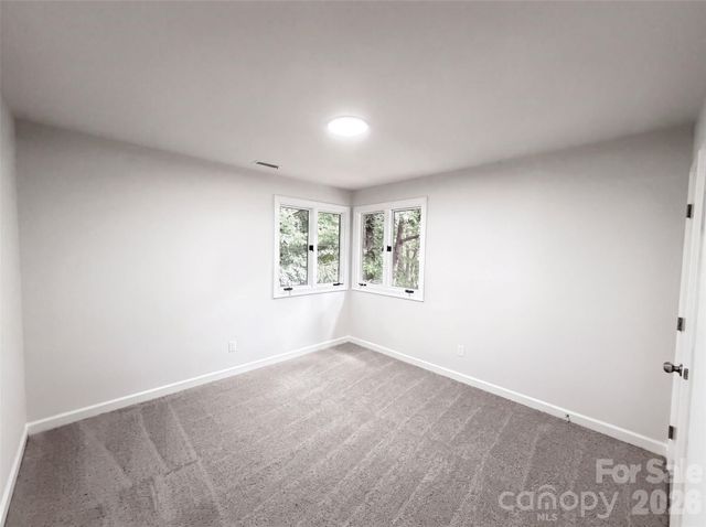 608 Amanda Drive, Matthews, NC 28104