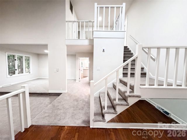 608 Amanda Drive, Matthews, NC 28104