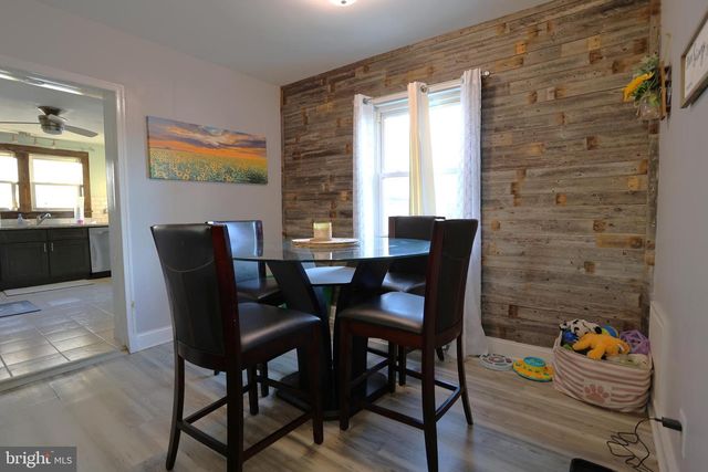 113 HILLCREST DR, Fredericksburg, VA 22401