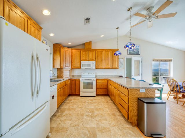 5222 Highway 66, Klamath Falls, OR 97601