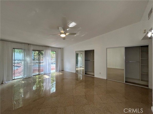 24010 Hatteras, Woodland Hills (los Angeles), CA 91367