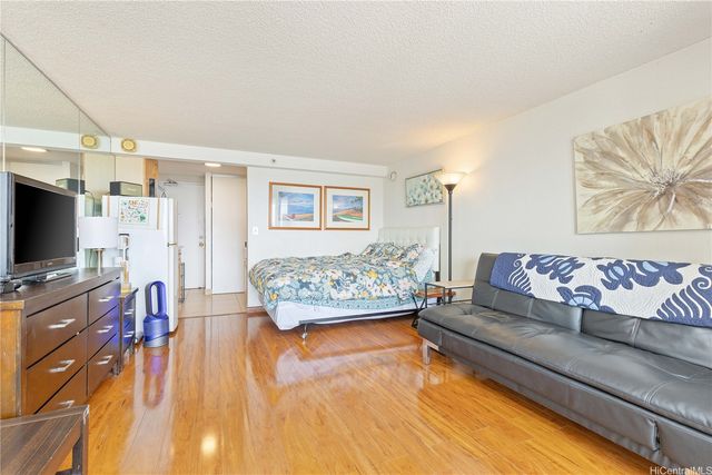 445 Seaside Avenue 3511, Honolulu, HI 96815