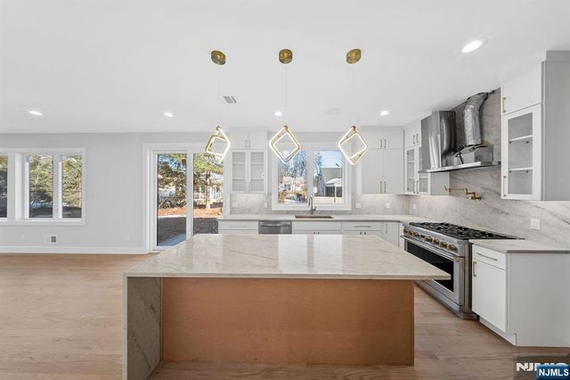 311 Walnut Street, Twp Of Washington, NJ 07676