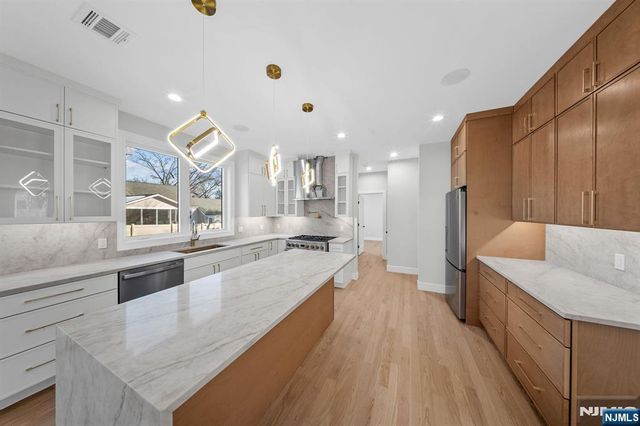 311 Walnut Street, Twp Of Washington, NJ 07676