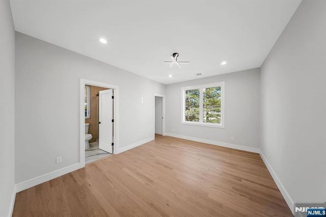 311 Walnut Street, Twp Of Washington, NJ 07676