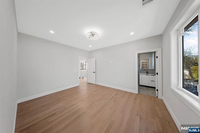 311 Walnut Street, Twp Of Washington, NJ 07676