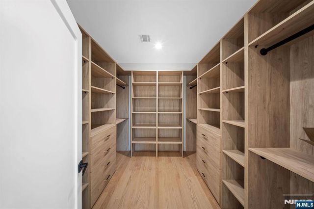 311 Walnut Street, Twp Of Washington, NJ 07676