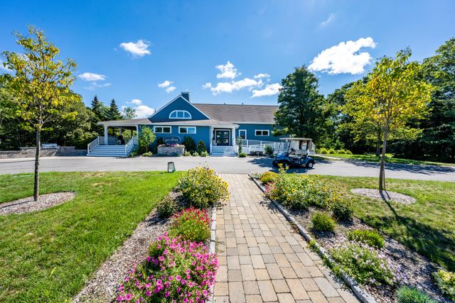 45 Grey Hawk Drive, Mashpee, MA 02649
