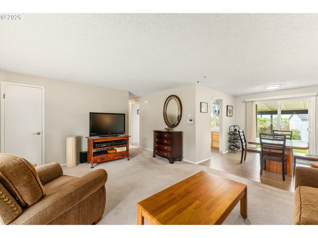 2340 Rhodora St, Forest Grove, OR 97116