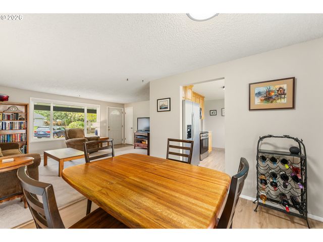 2340 Rhodora St, Forest Grove, OR 97116