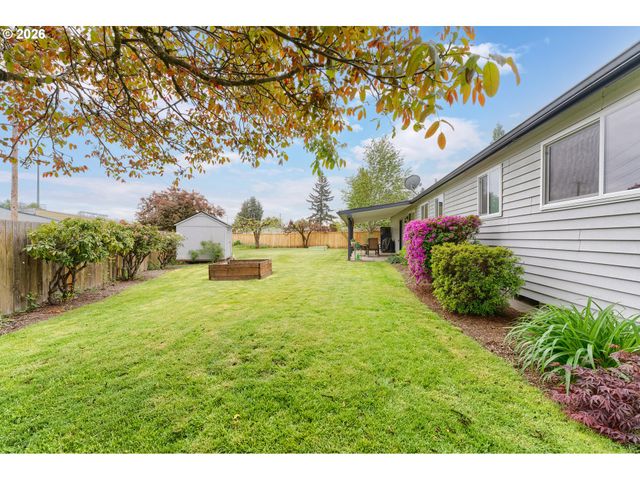 2340 Rhodora St, Forest Grove, OR 97116