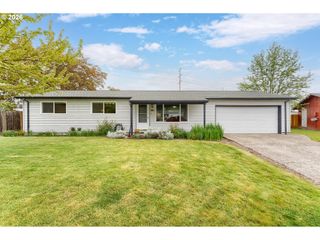 2340 Rhodora St, Forest Grove, OR 97116