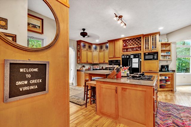 11289 SONTAG RD, Martinsville, VA 24112