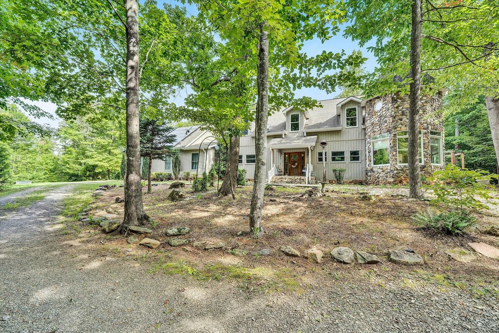 11289 SONTAG RD, Martinsville, VA 24112