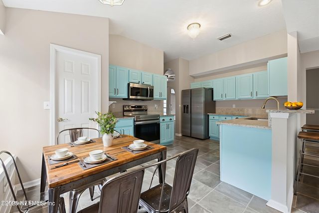 1655 HIGHLAND VIEW Court, Fleming Island, FL 32003