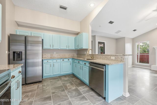 1655 HIGHLAND VIEW Court, Fleming Island, FL 32003