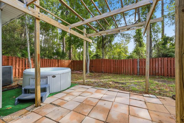 1655 HIGHLAND VIEW Court, Fleming Island, FL 32003