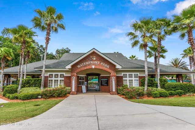 1655 HIGHLAND VIEW Court, Fleming Island, FL 32003