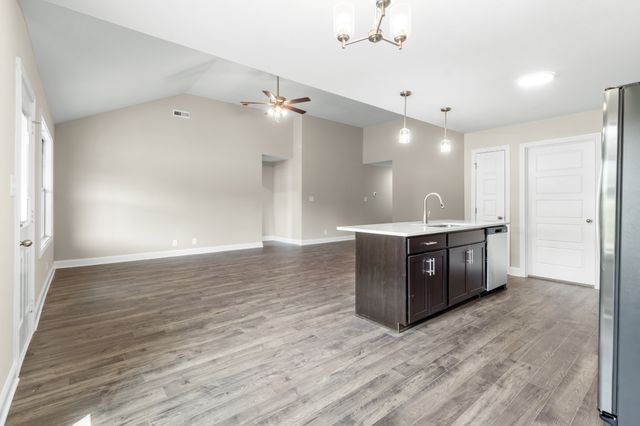 45 Echo Ridge, Oak Grove, KY 42262
