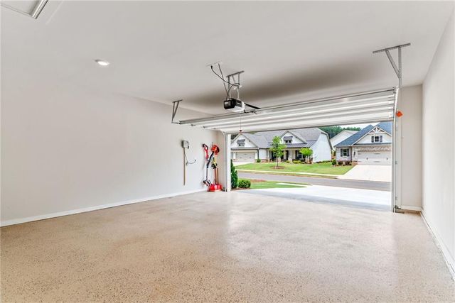 105 Summerlin Drive, Canton, GA 30115