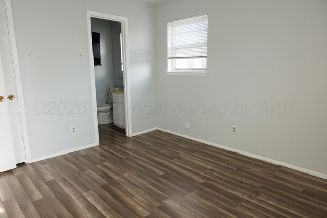 305 SPRUCE Avenue, Dumas, TX 79029