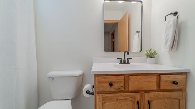 17328 Camelot Drive, Lowell, IN 46356