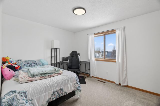 2739 Bandel Drive NW, Rochester, MN 55901