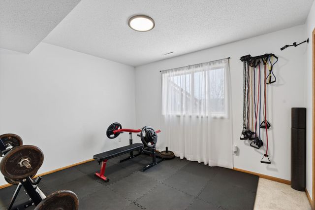 2739 Bandel Drive NW, Rochester, MN 55901