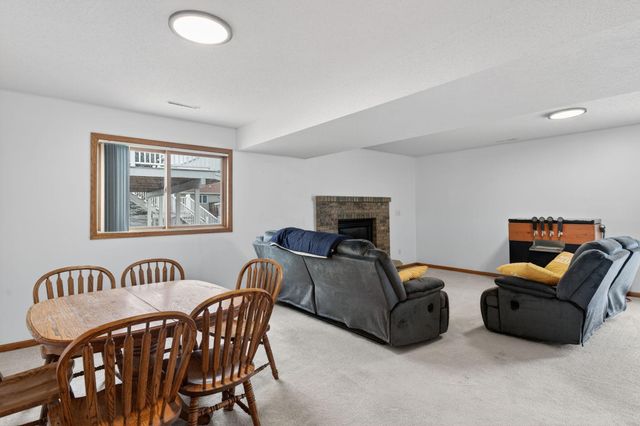 2739 Bandel Drive NW, Rochester, MN 55901