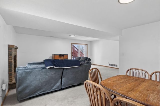 2739 Bandel Drive NW, Rochester, MN 55901