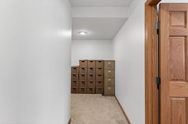 2739 Bandel Drive NW, Rochester, MN 55901