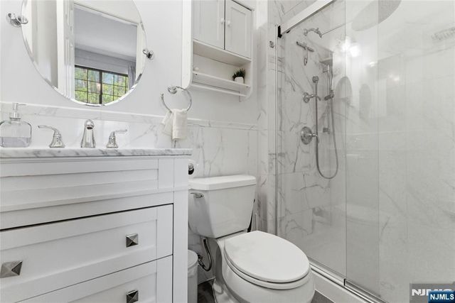 3711 Mark Twain Way, Mahwah, NJ 07430