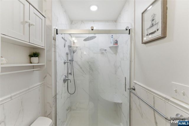 3711 Mark Twain Way, Mahwah, NJ 07430