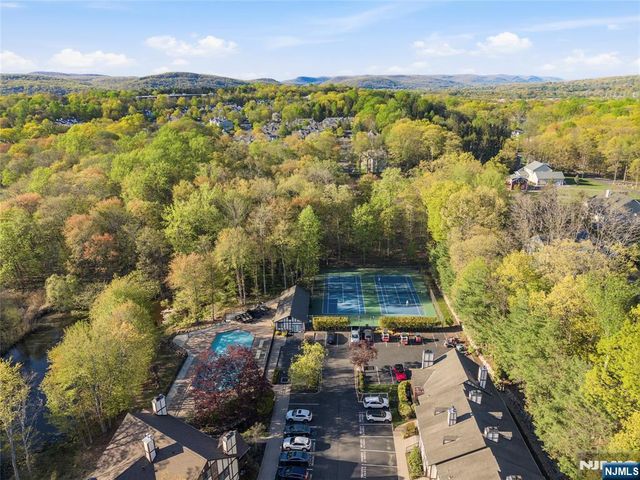 3711 Mark Twain Way, Mahwah, NJ 07430