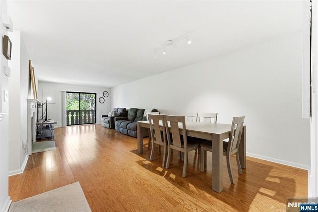 3711 Mark Twain Way, Mahwah, NJ 07430