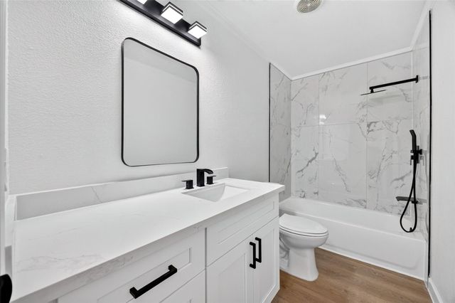 10130 Summerberry Lane, Tomball, TX 77375