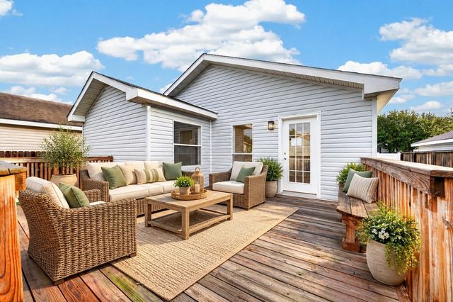 10130 Summerberry Lane, Tomball, TX 77375