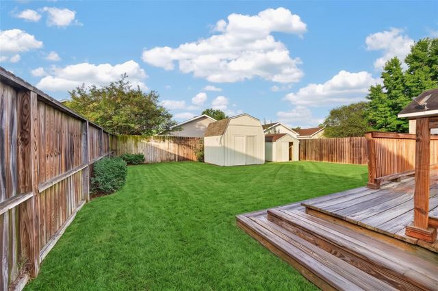 10130 Summerberry Lane, Tomball, TX 77375