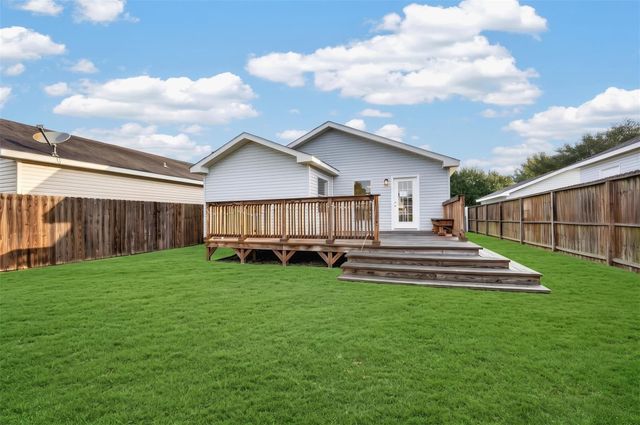 10130 Summerberry Lane, Tomball, TX 77375